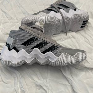 Women’s grey and black striped adidas sz 7.5 Med.